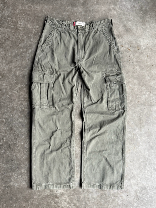 VINTAGE GREEN LEVI'S CARGO PANTS - 31